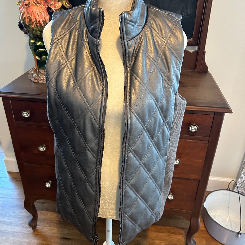 Chic Quilted Leather Vest
